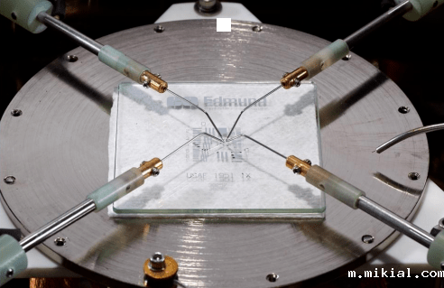 探针台使用四探针链接